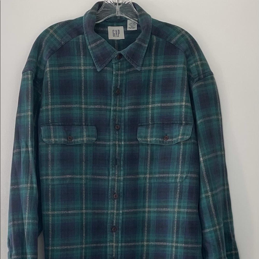 Classic GAP 100% cotton flannel button down
